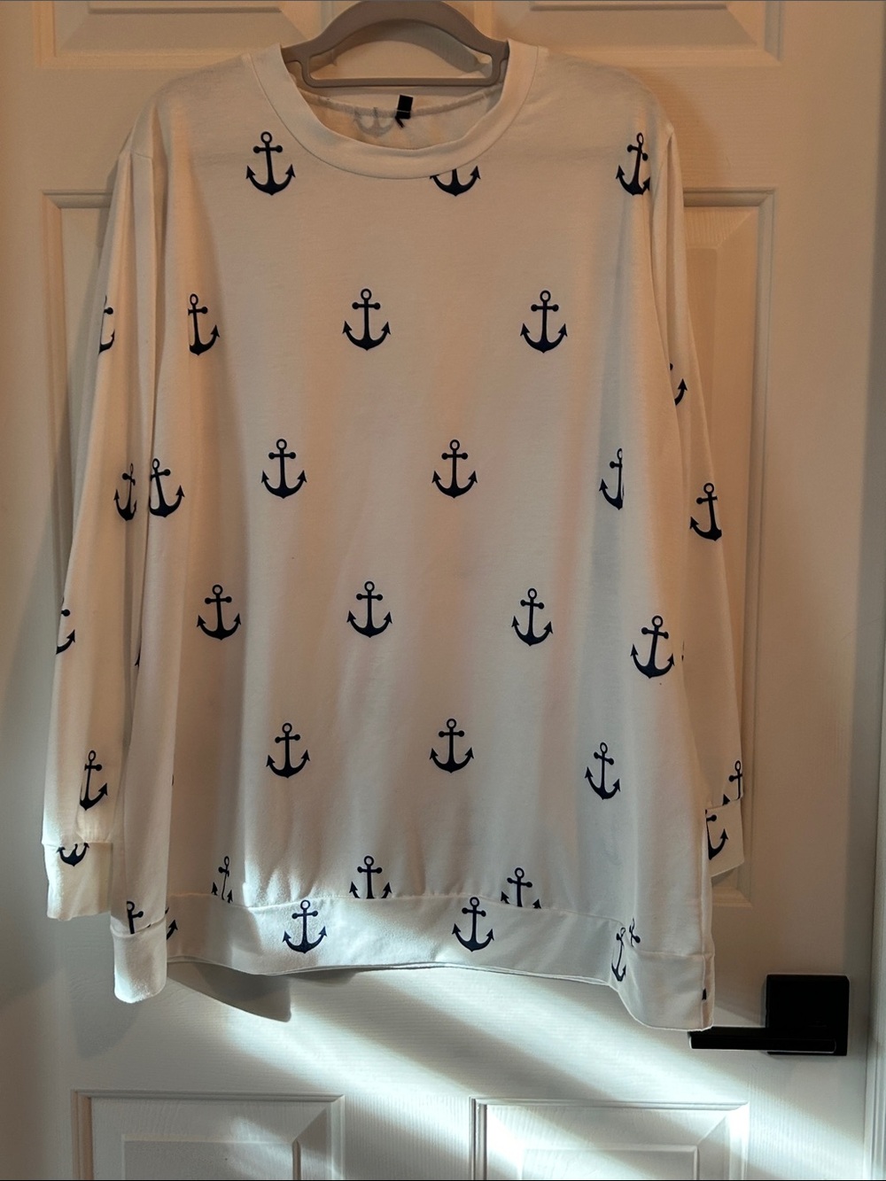 Women's Anchor-Print Long Sleeve Sweatshirt - White/Navy